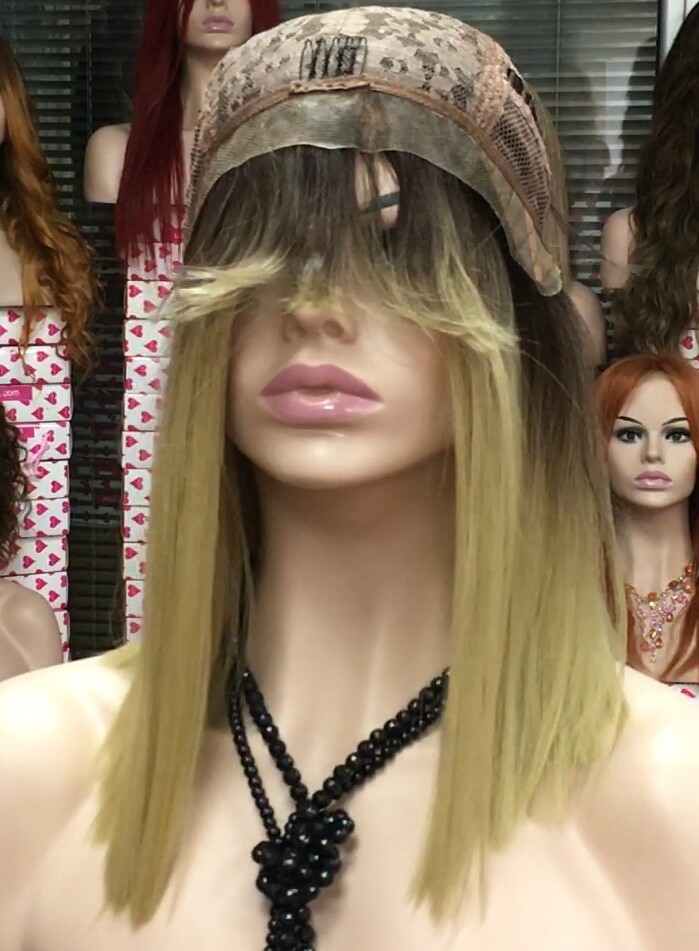 Peluca ELISENDA Color 24tt6 LACE FRONT  Star.10 Colageno