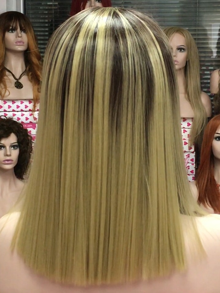 Peluca ELISENDA Color 24tt6 LACE FRONT  Star.10 Colageno