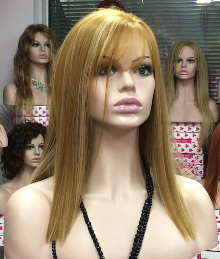 Peluca lace front LISI color 26h1025 Star10.Colageno