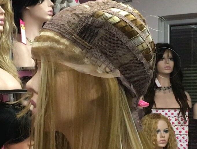 Peluca lace front LISI color 12H613/24B Star10.Colageno