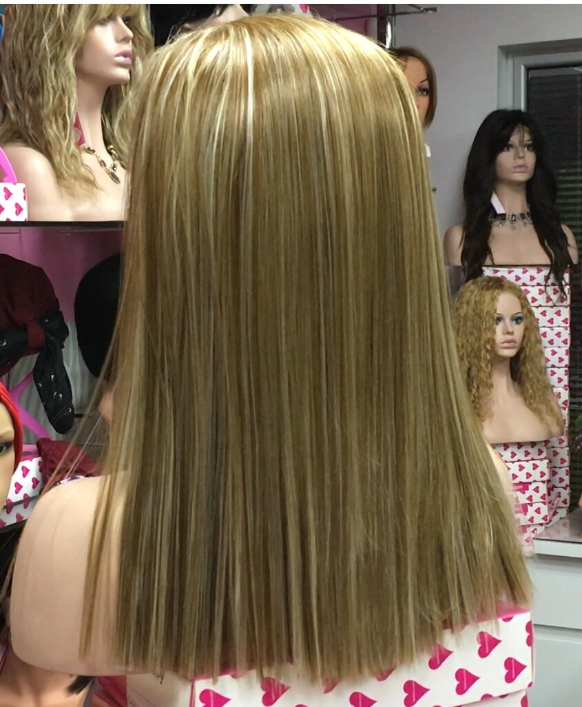 Peluca lace front LISI color 12H613/24B Star10.Colageno