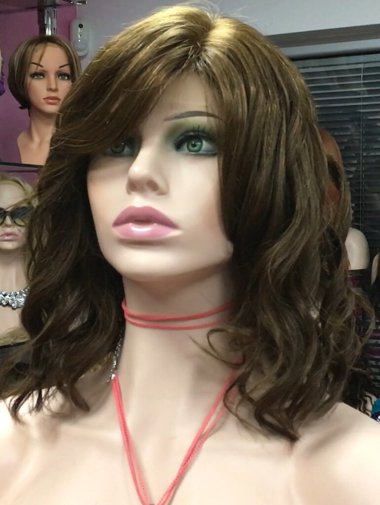 Peluca natural MELANY Ondas RAYA DE TUL color 5
