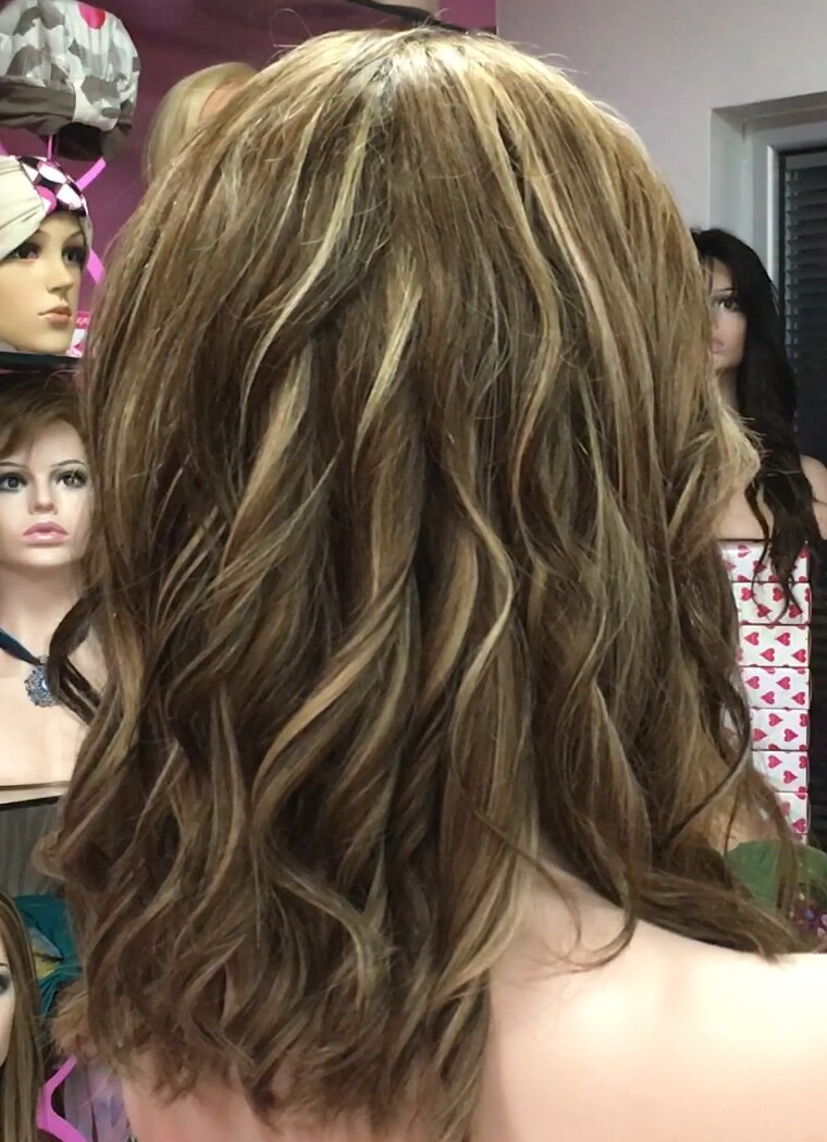Peluca natural MELISA-Ondas color 5h27h8h613 TOP DE TUL transparente efecto piel