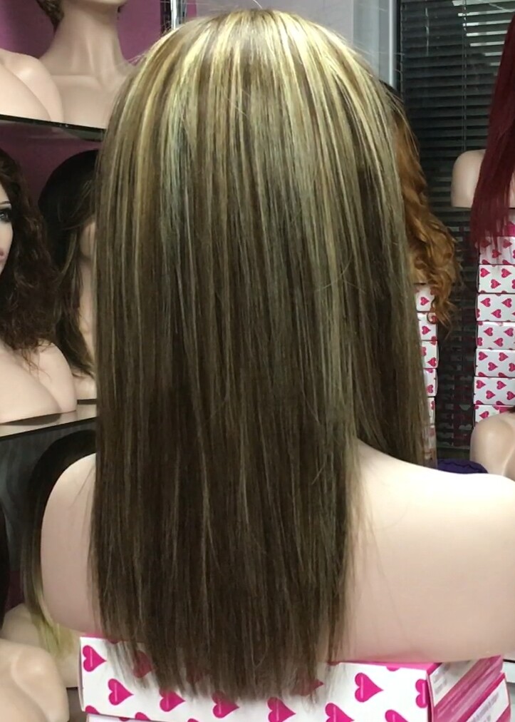 Peluca natural CLARA color 7h4h613 tinte Top de Tul ENTERO