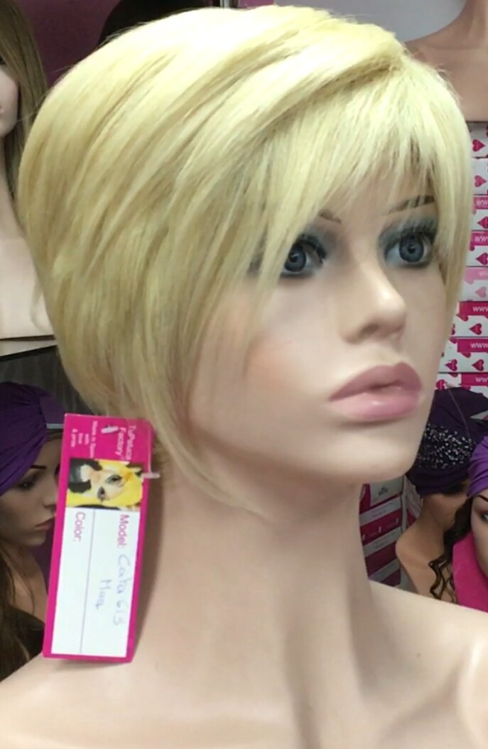 Peluca natural CATA color 613 coronilla tul