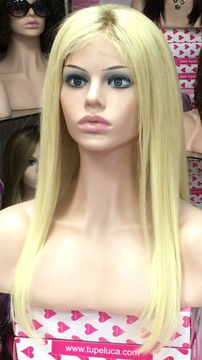 Peluca natural INMACULADA fleco largo  color 613 raiz 7 TOP TUL transparente efecto piel