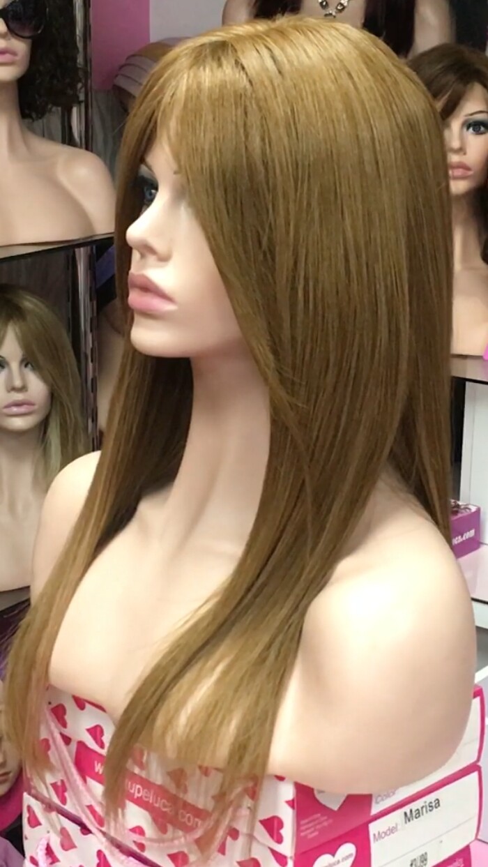 Peluca natural INMACULADA fleco largo color 8 RAYA de TUL transparente efecto piel