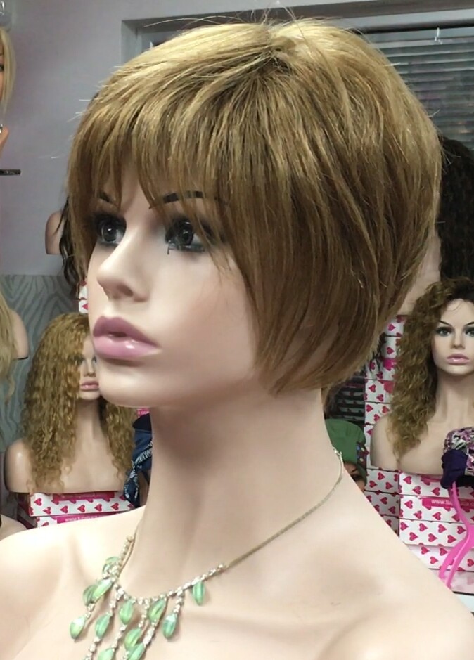 Peluca cabello natural BECK color 8 confeccionada a maquina