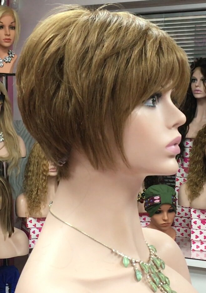 Peluca cabello natural BECK color 8 confeccionada a maquina
