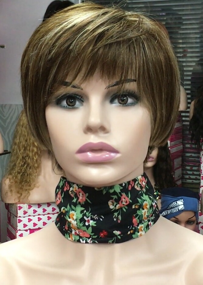 Peluca cabello natural BECK color 5h8h613h5 .confeccionada a maquina