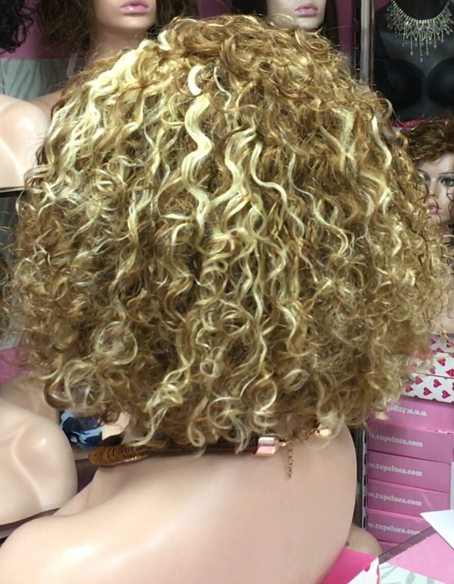 Peluca rizada PELO natural NINONA color 8BH613 maquina