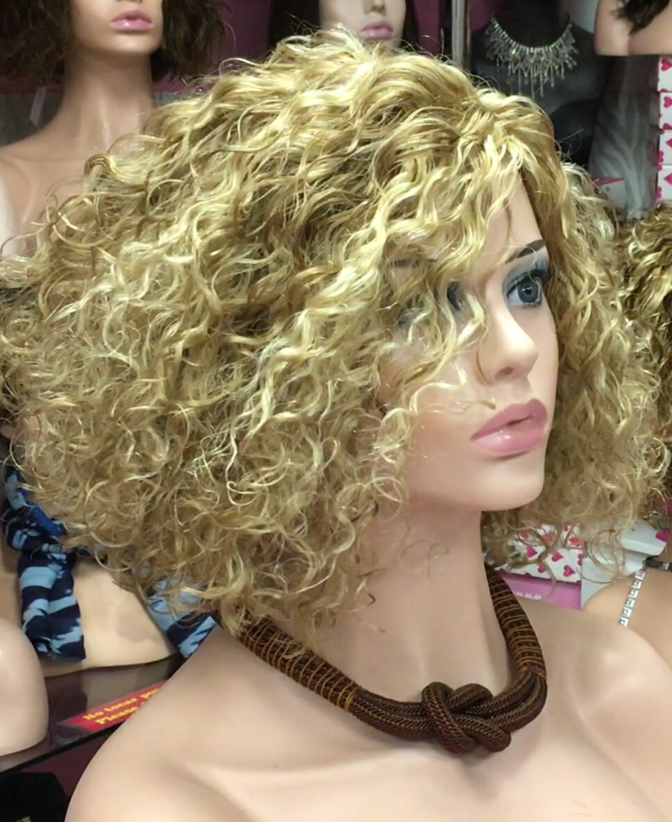 Peluca rizada PELO natural NINONA color 16H613 maquina