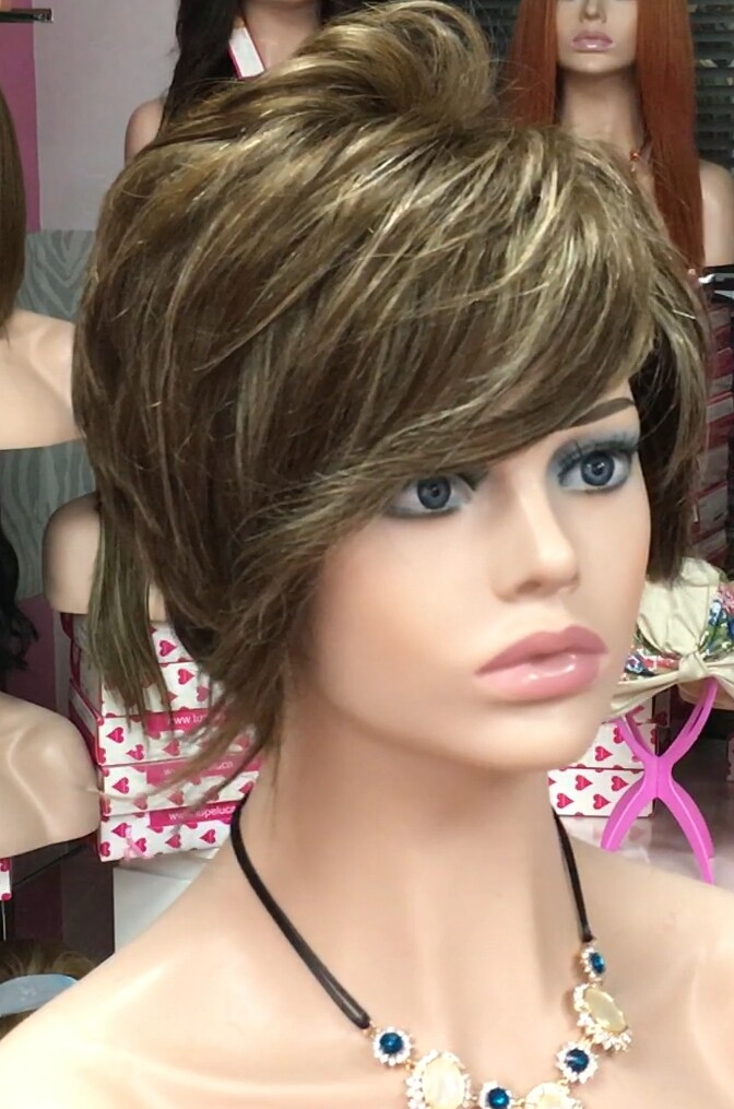 Peluca natural CATALINA color 5h16h5 confecc. maquina