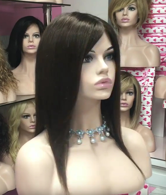 Peluca cabello natural modelo Clara color 4 con RAYA DE TUL