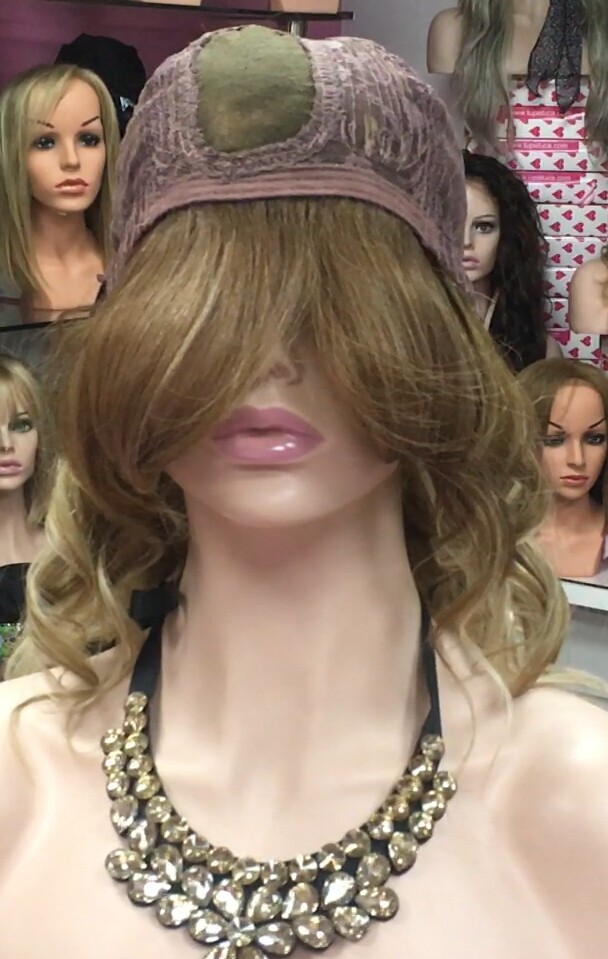 Peluca natural CLARIS- ONDAS color 8T18 Raya de tul