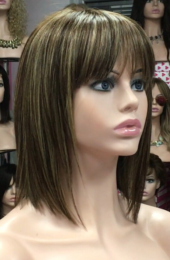 Peluca natural CLEO color 5h8h613 confecc. MAQUINA