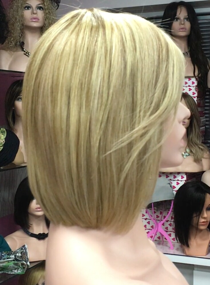 Peluca cabello natural Cleo color 16h8h613 Conf.Maquina