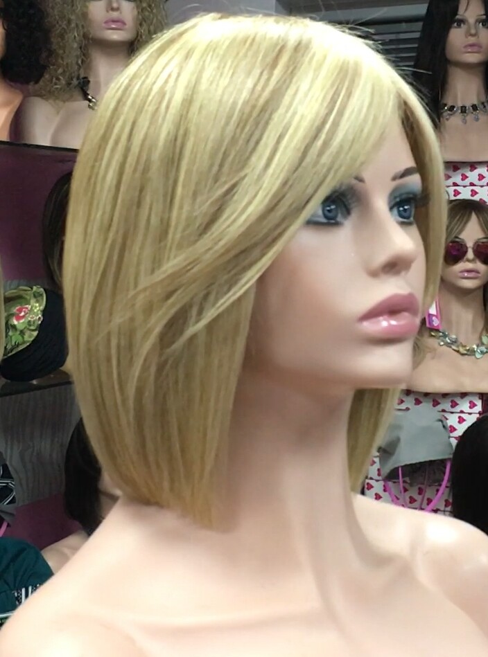 Peluca cabello natural Cleo color 16h8h613 Conf.Maquina