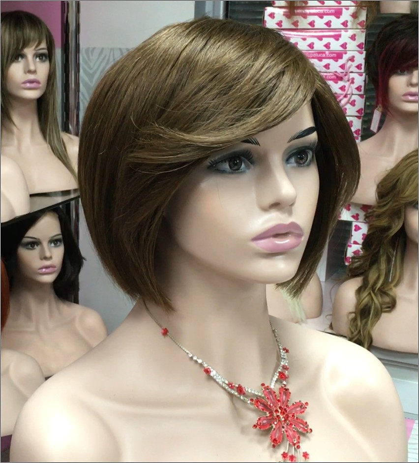 Peluca cabello natural Cleope (con fleco) color 6 MAQUINA