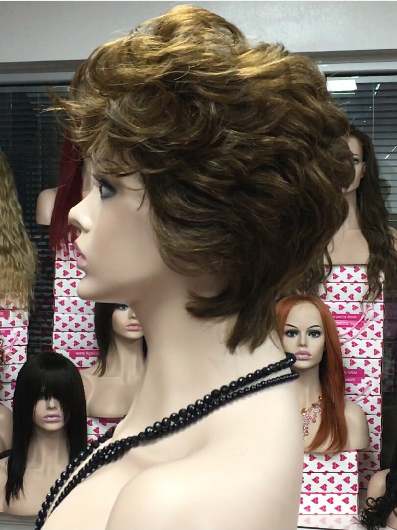Peluca natural NELA color 5 cabello humano***