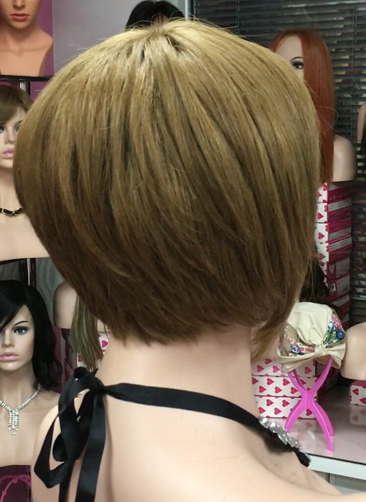Peluca natural ISABELLA color 8 conf. maquina