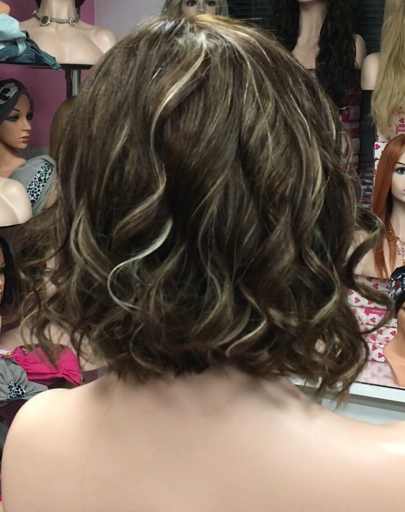 Peluca natural MELANIA ONDAS RAYA de TUL color 4h16