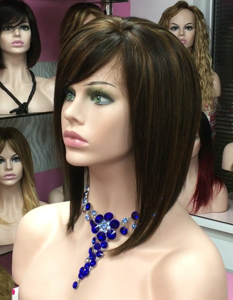 Peluca natural mod MELANIA medio TUL FRONTAL color 2h5
