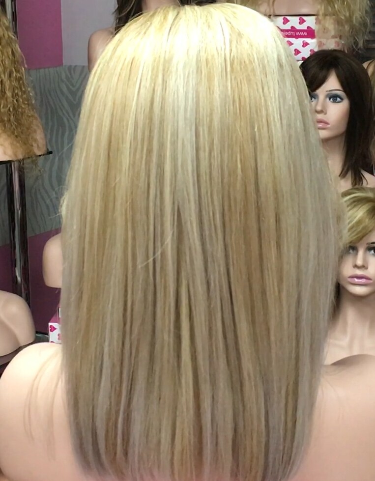 Peluca natural Melisa color 18h613.plata TOP de tul transparente efecto piel