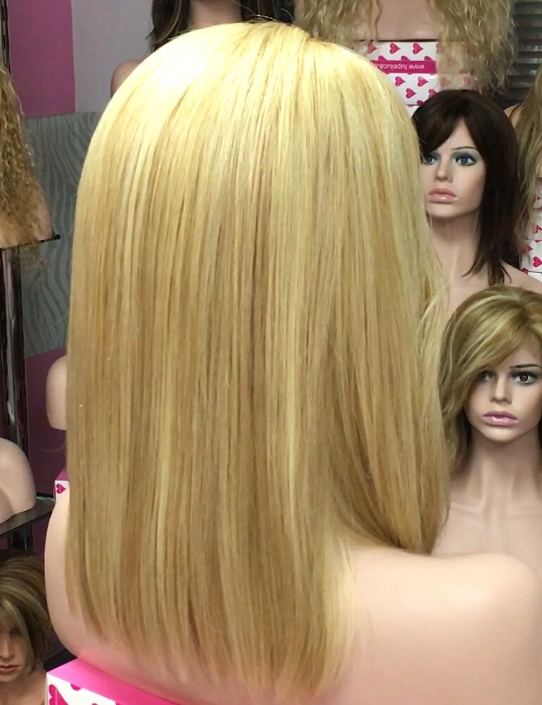 Peluca natural Melisa color 18h613 TOP de tul transparente efecto piel