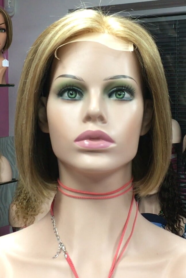 Peluca natural MINI-Minauti  color 8h613h27 TOP TUL Transparente