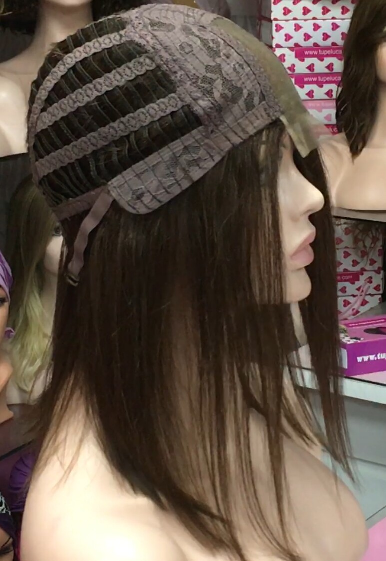 Peluca natural MELANY color 4B RAYA de TUL