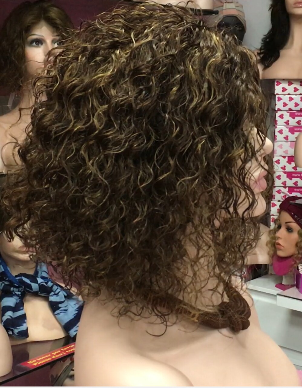Peluca natural rizada NINA color 2h5 maquina