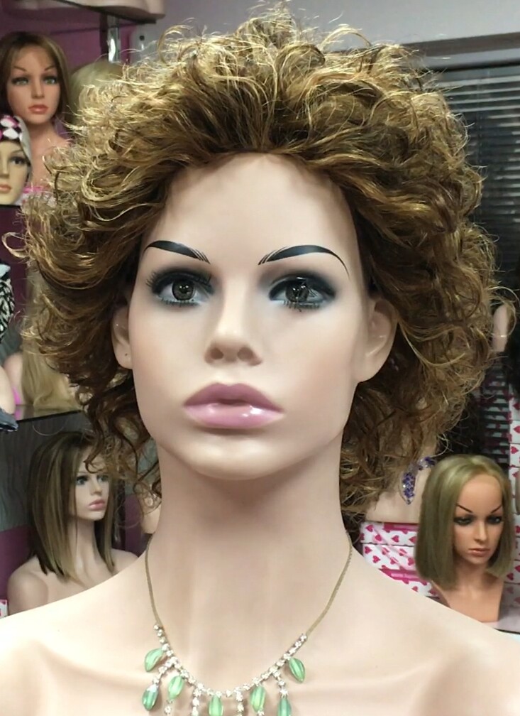 Peluca rizada natural DOLLY color 5h27 maquina
