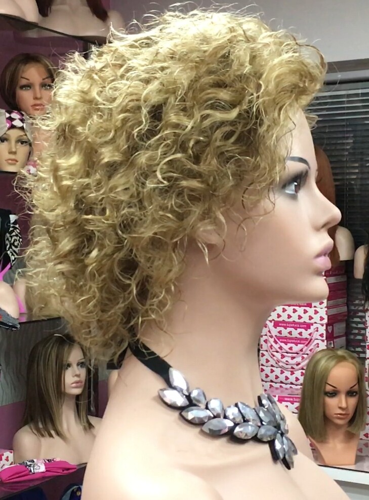 Peluca rizada natural DOLLY color 8h613