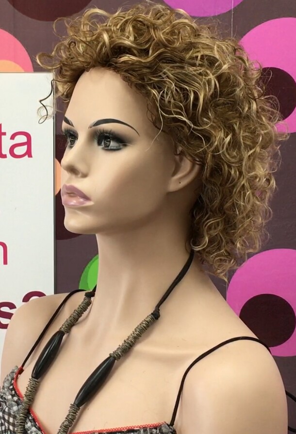 Peluca rizada natural DOLLY color 6h16
