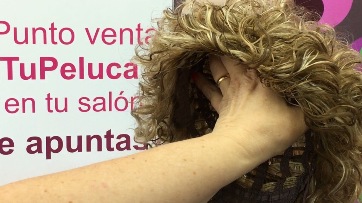 Peluca rizada natural DOLLY color 6h16h613h27