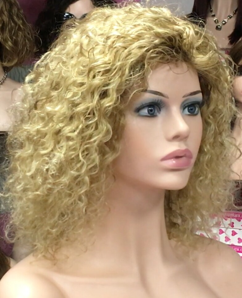 Peluca rizada natural NIRVANA color 16H613 confecc. maquina