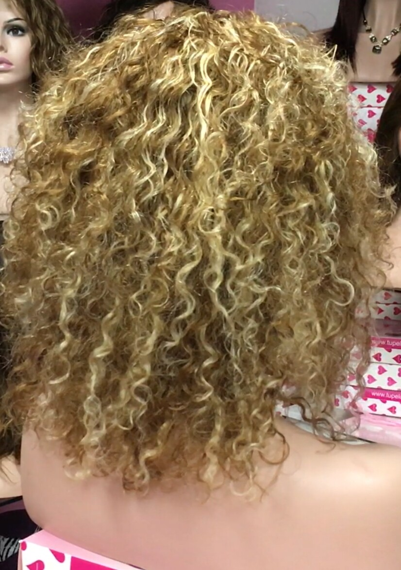 Peluca rizada natural NIRVANA color 8H613 confecc. maquina