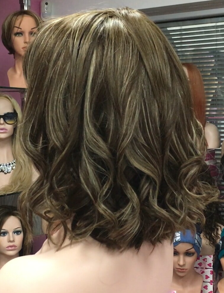 Peluca natural ZULHEMA- ONDAS color 4h18h4 conf.Maquina