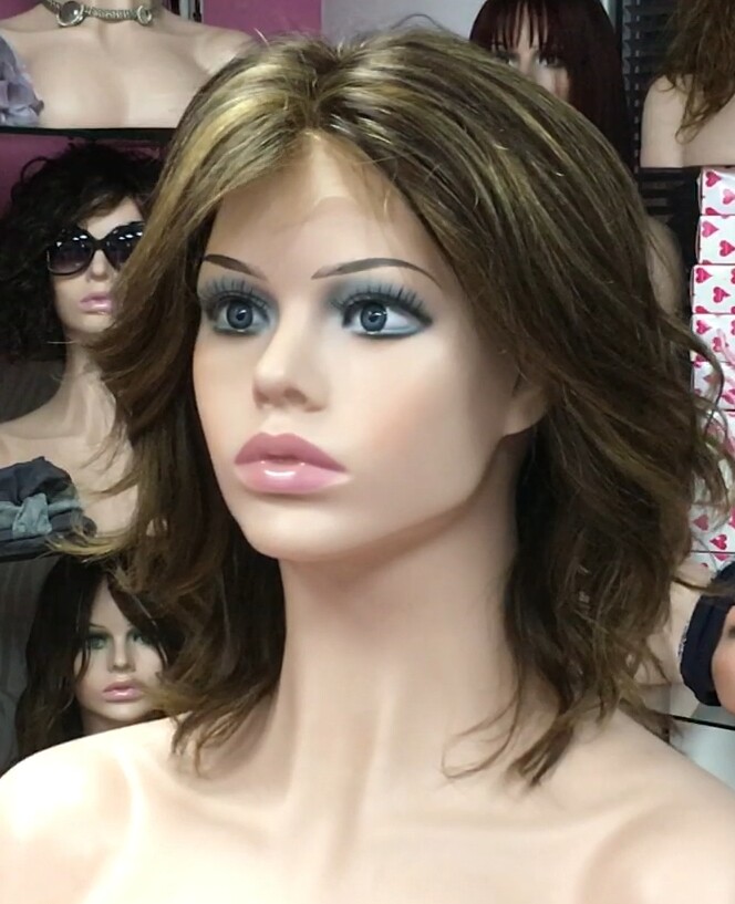 Peluca cabello natural WENDY color 2H6 raya de tul efecto piel transparente