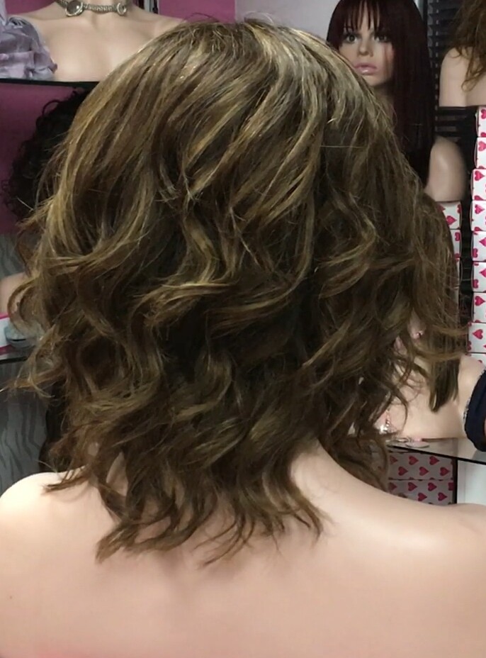 Peluca cabello natural WENDY color 2H6 raya de tul efecto piel transparente