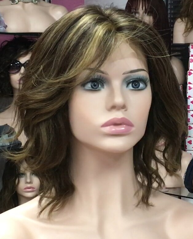 Peluca cabello natural WENDY color 2H6 raya de tul efecto piel transparente