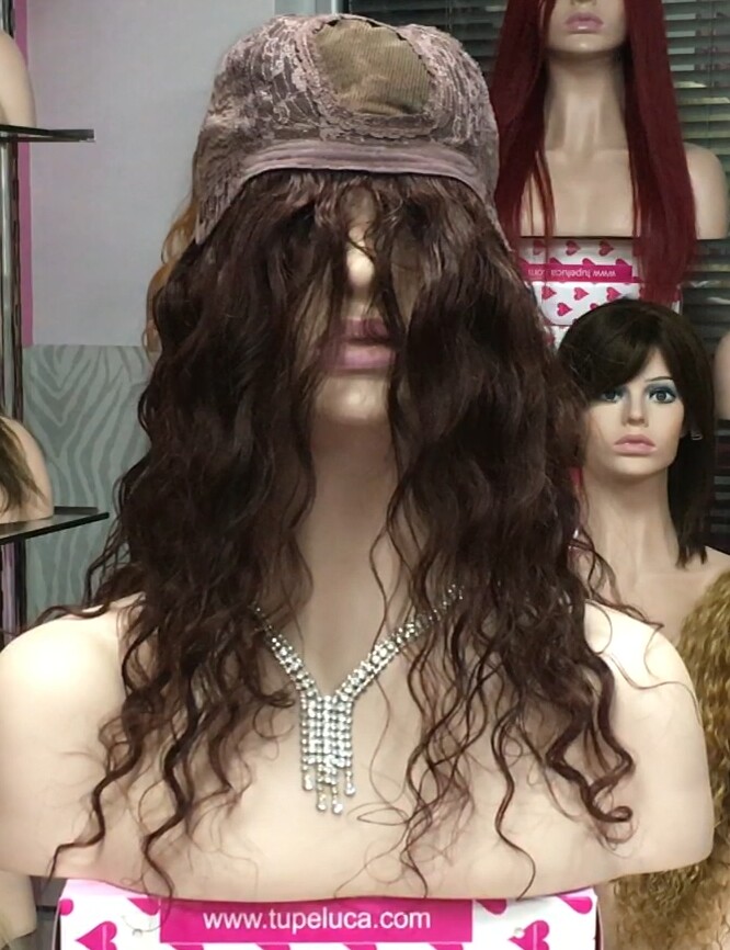 Peluca de cabello rizado natural ADELAIDE color 5.66 tinte RAYA DE TUL