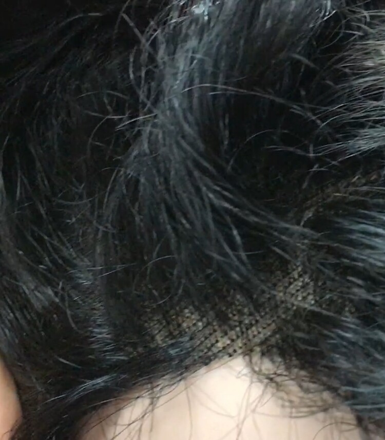Peluca de cabello rizado natural ADELAIDE color 2 Negro natural TOP de TUL
