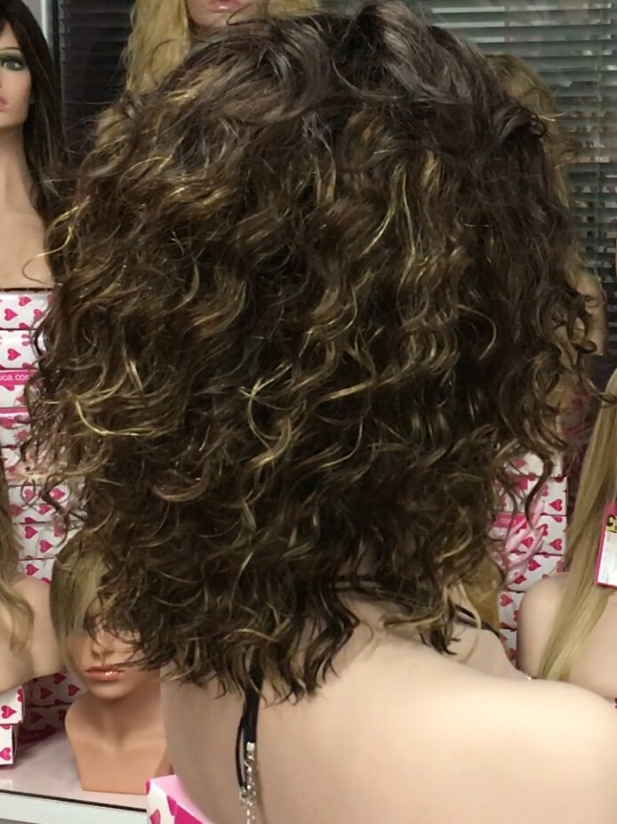 Peluca natural CANDELARIA color 4R4h27h4 RAYA TUL
