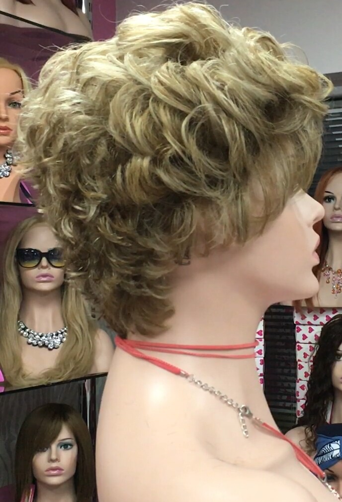 Peluca rizada natural YESSI color 18h613 plata