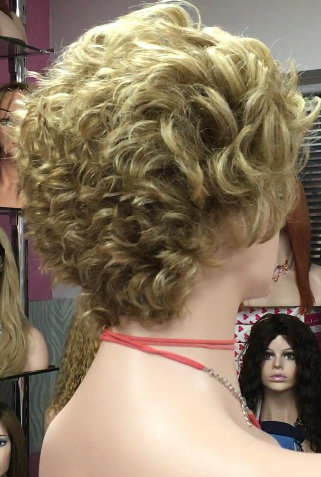 Peluca rizada natural YESSI color 8h613
