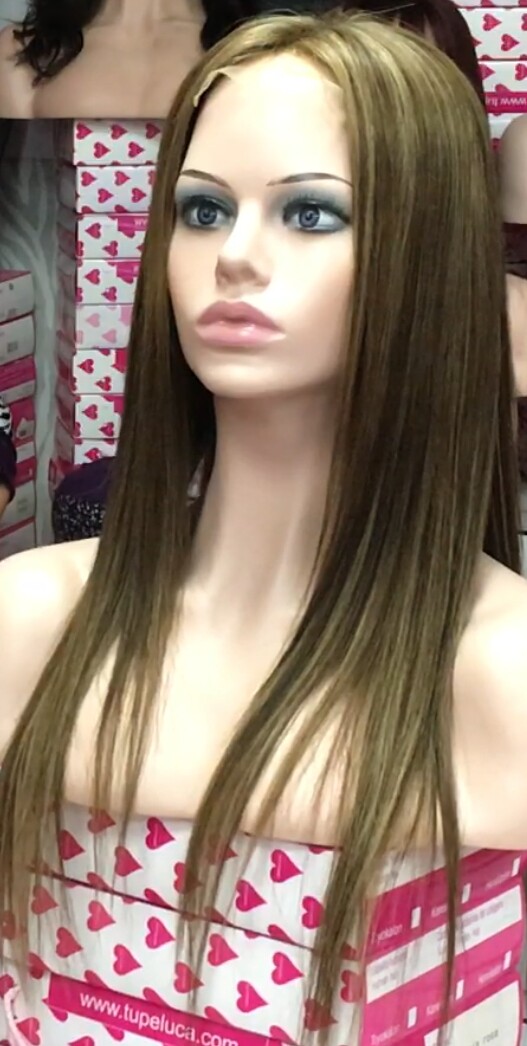 Peluca natural ALEXANDRA color 4H27h18 TOP de TUL transparente efecto piel