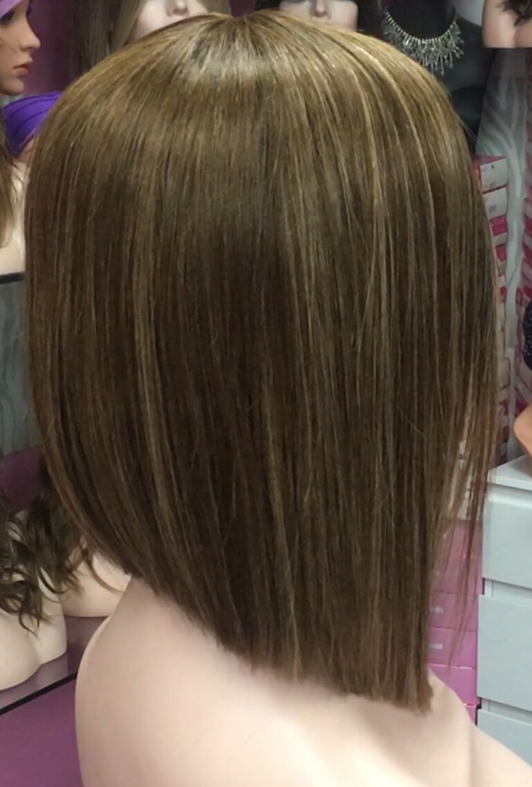 Peluca natural MINI MELANIA color 5h27 MAQUINA