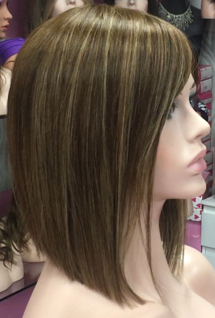 Peluca natural MINI MELANIA color 5h27 MAQUINA